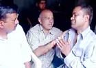 Arvind Kejriwal meets auto-driver who slapped him, gets an apology